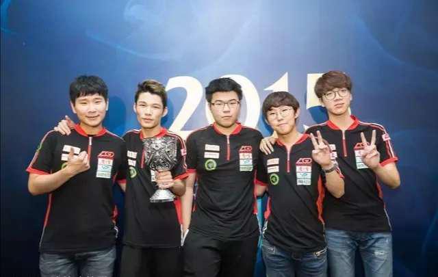 示了如何从 示了如何从