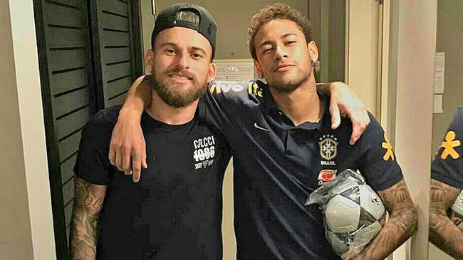 并表达了对 并表达了对