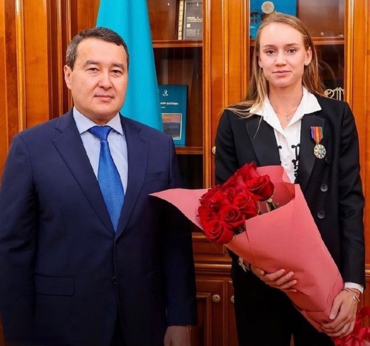 为联赛注入 为联赛注入